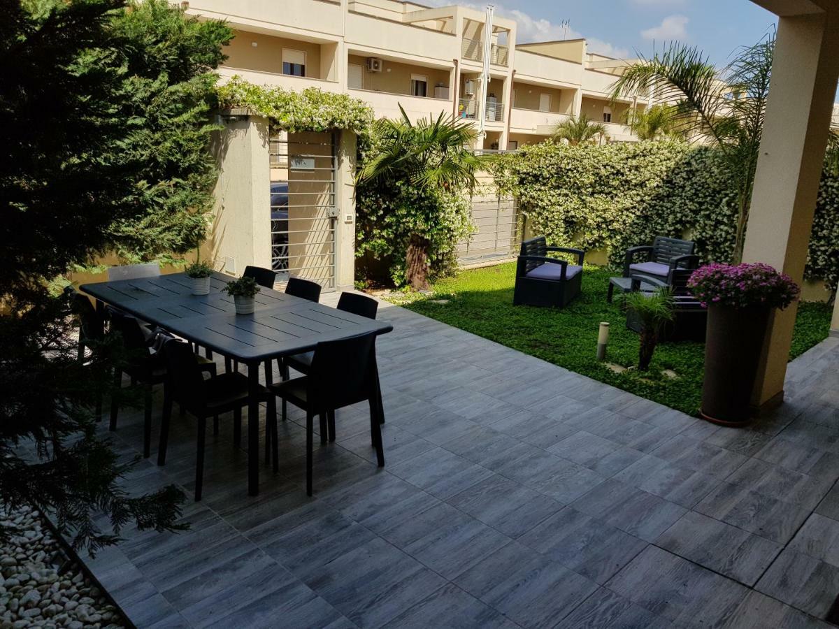 Villino Soleluna Λέτσε Εξωτερικό φωτογραφία
